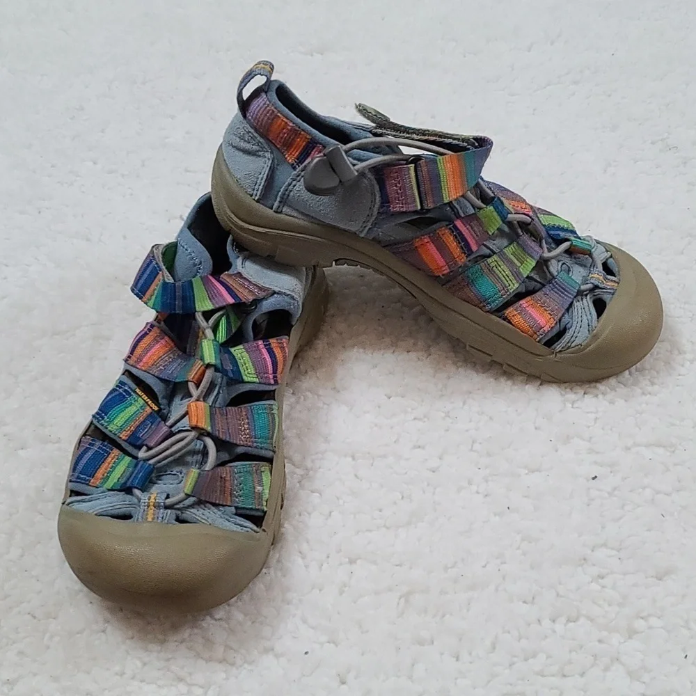 Keen Girls Outdoor Watershoes Blue/Coliful Stripes Hook&Loop Adjustable Sz 3 EUC